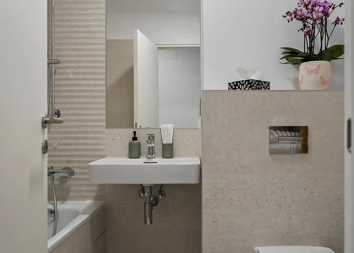 Up-site Floreasca * Bukarest